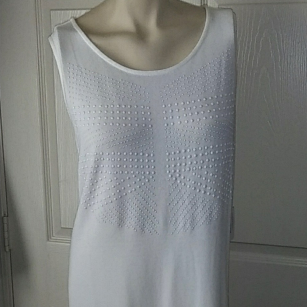 Belle Sky Plus size white tank top